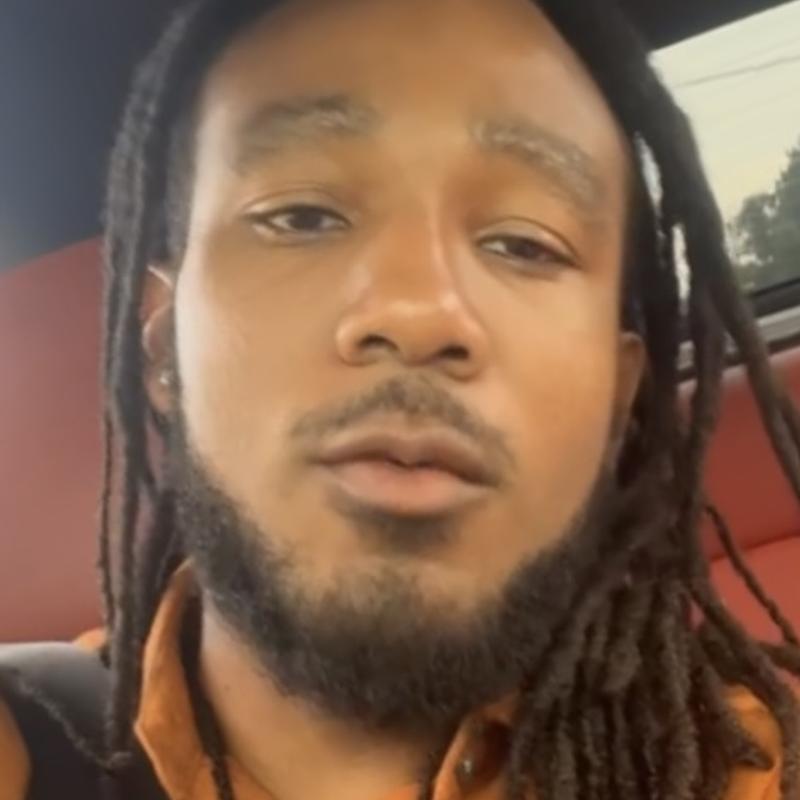 Listing photo 2 of 3