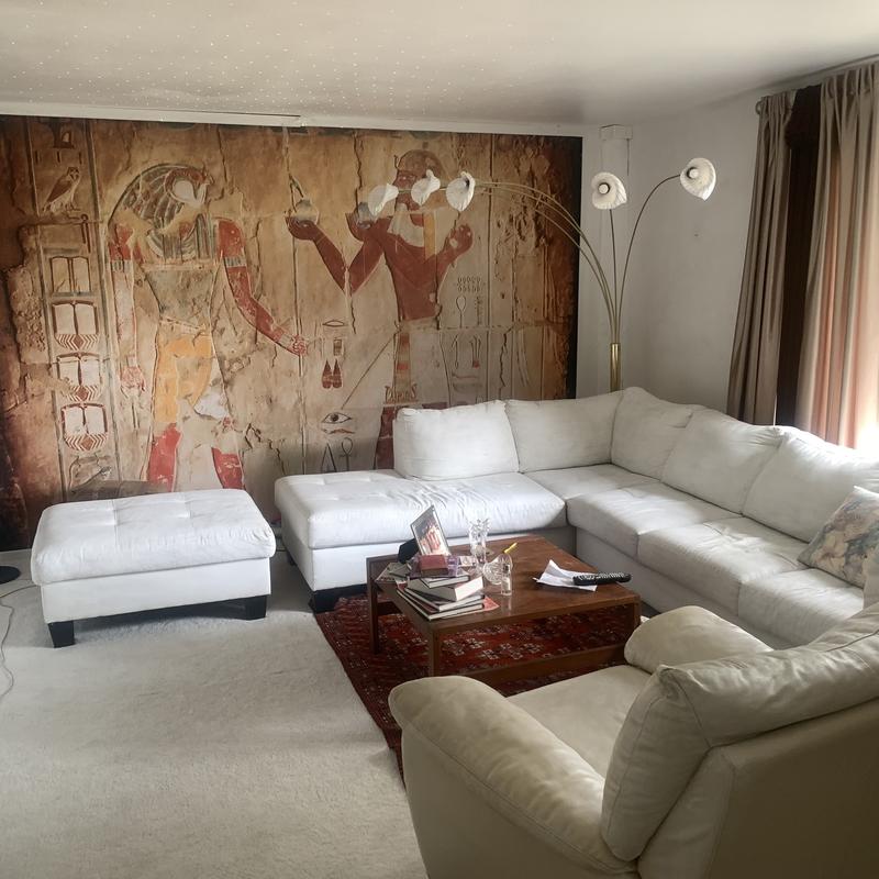 Listing photo 2 of 4