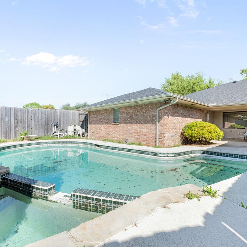 Listing photo 5 of 10