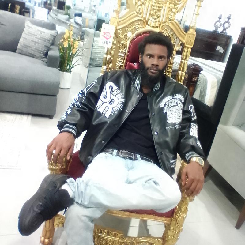 Listing photo 3 of 5