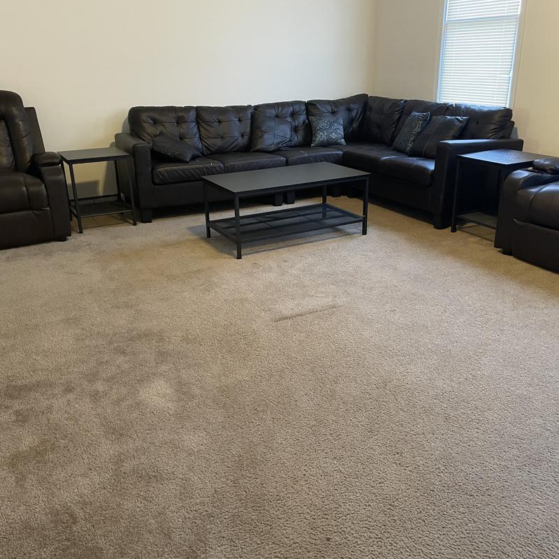 Listing photo 2 of 6