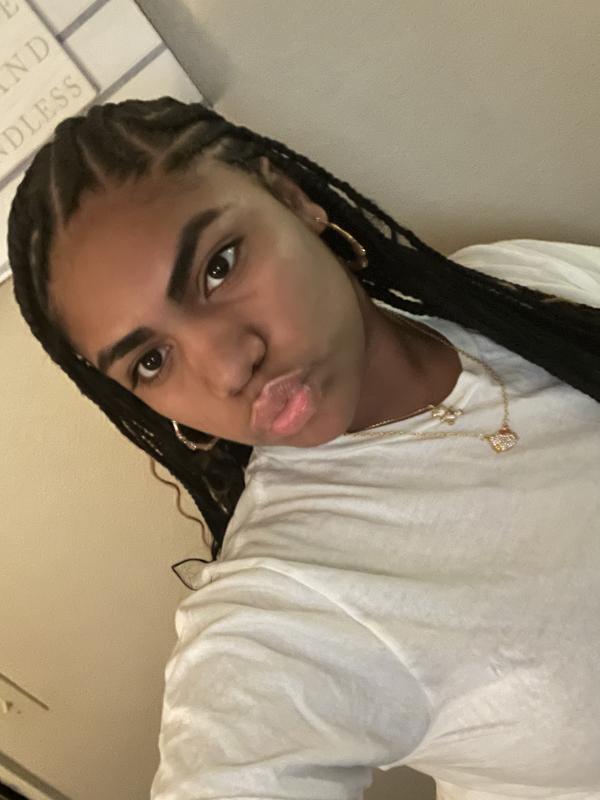 Profile image for Monique B