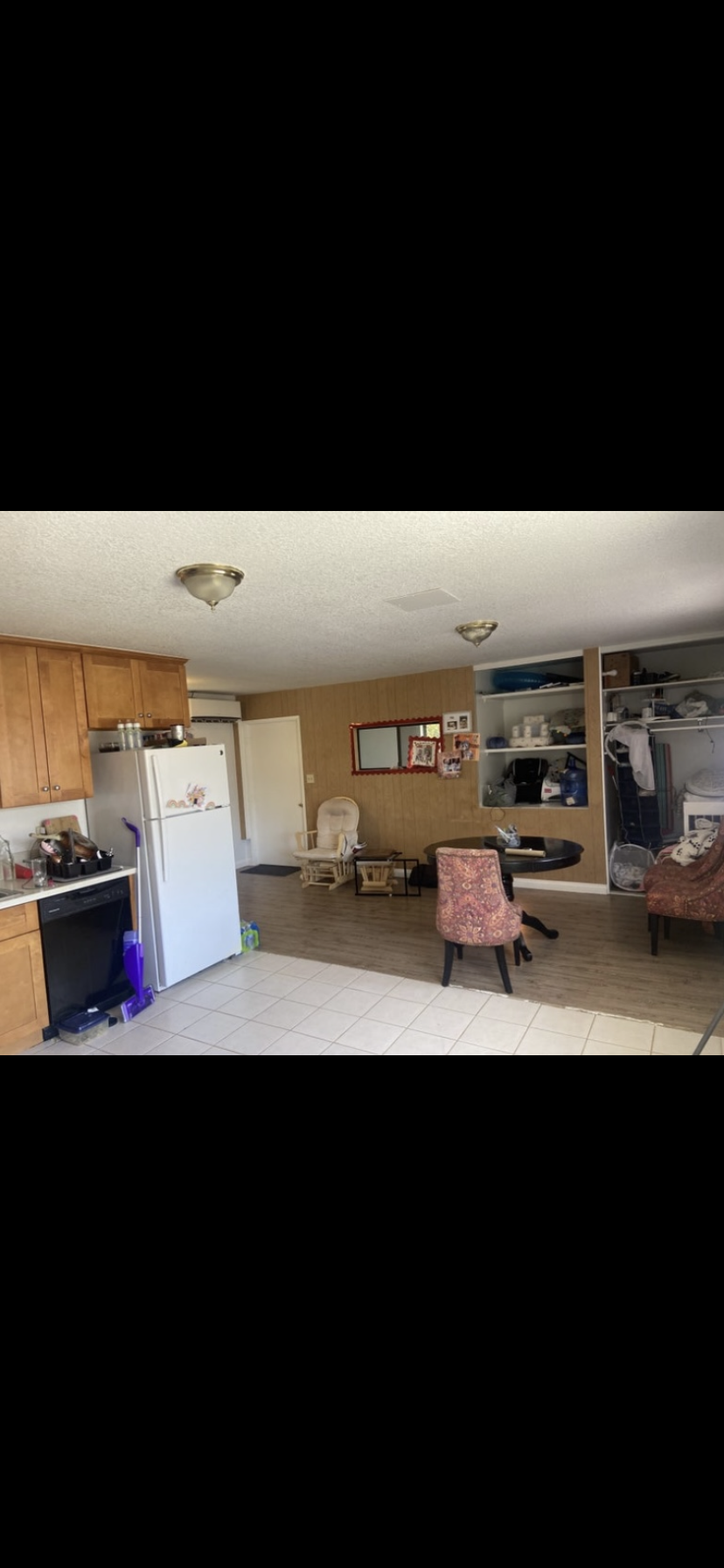 Listing image for Jorge G